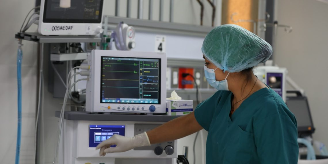 Compra de equipo médico