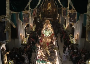 Mes de la Virgen del Rosario