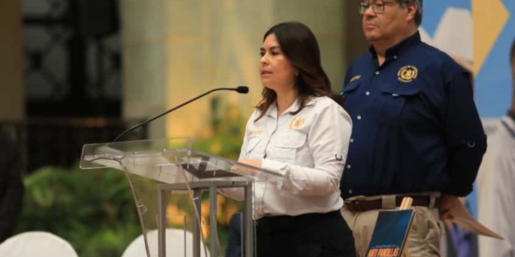 Mujeres involucradas en extorsiones