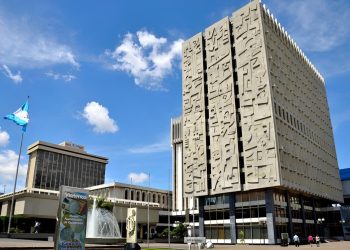 400 millones de reservas