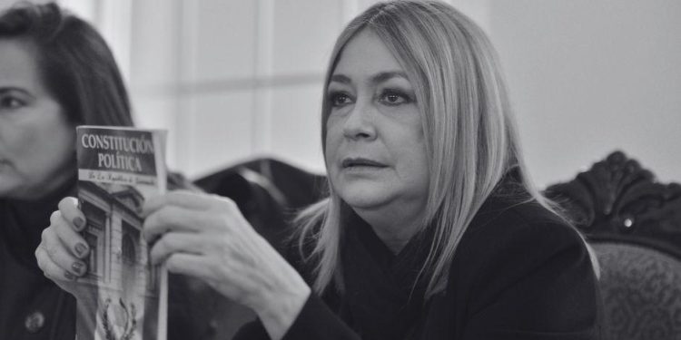 Fallece Karen Marie Fischer Pivaral