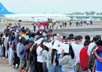 Llegada de deportados guatemaltecos
