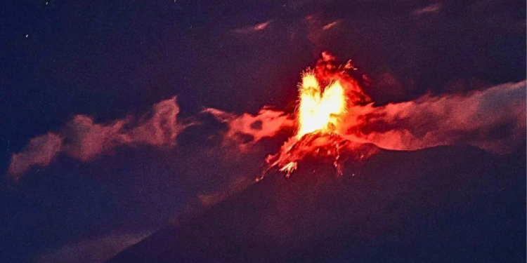 Alerta naranja por incremento de actividad del Volcán de Fuego