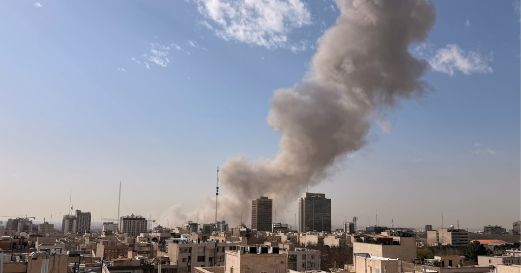 Agresión masiva contra Irán