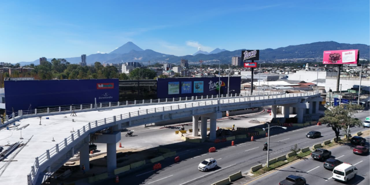 Paso a desnivel de la calzada Roosevelt