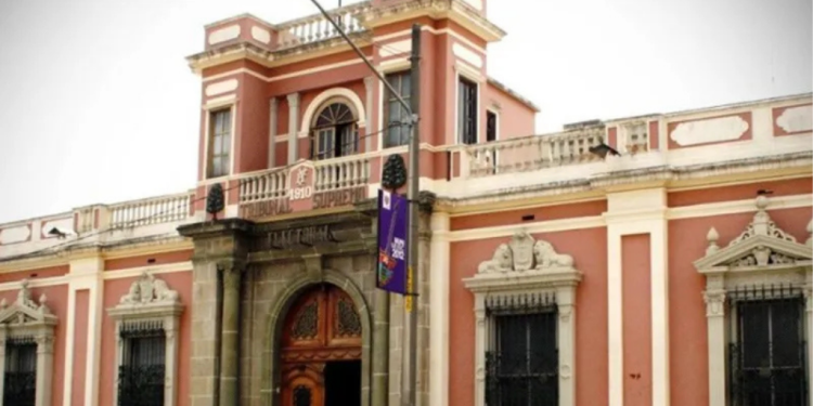 Evaluación de aspirantes al Tribunal Supremo Electoral