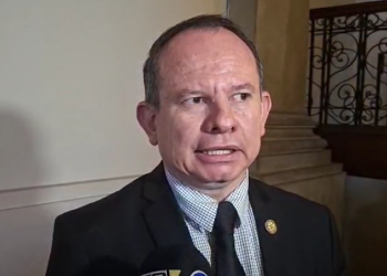 Estafa del bono de 800 quetzales