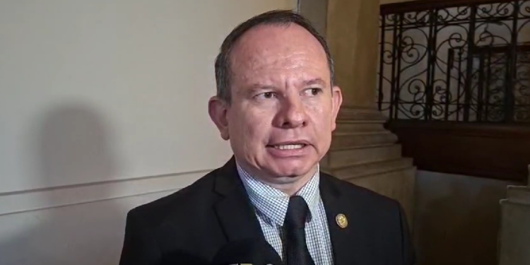 Estafa del bono de 800 quetzales