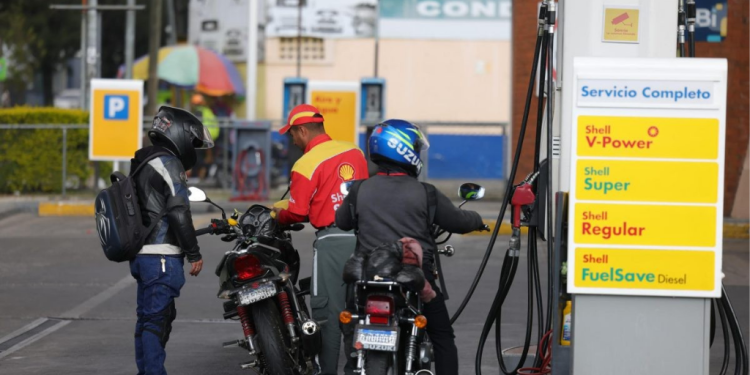 Precios de gasolina y diésel