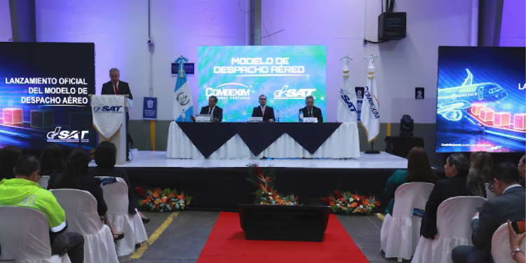 Modernización digital en aduanas impulsa SAT