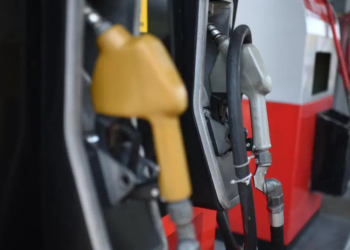 Denuncias por aumentos injustificados en combustibles