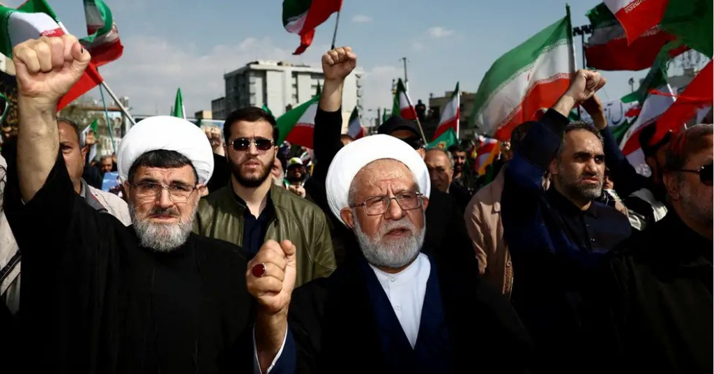 Amenaza de Irán a EE.UU. eleva tensión tras advertencias militares