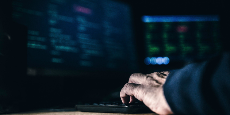 Delitos cibernéticos niños Guatemala