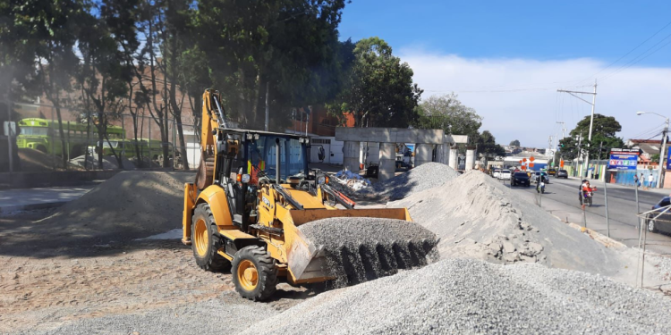 Paso a desnivel avenida Petapa