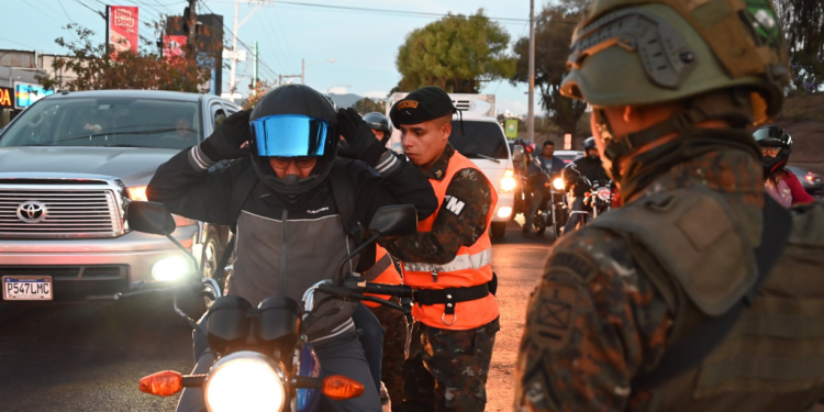 Operativos militares motocicletas