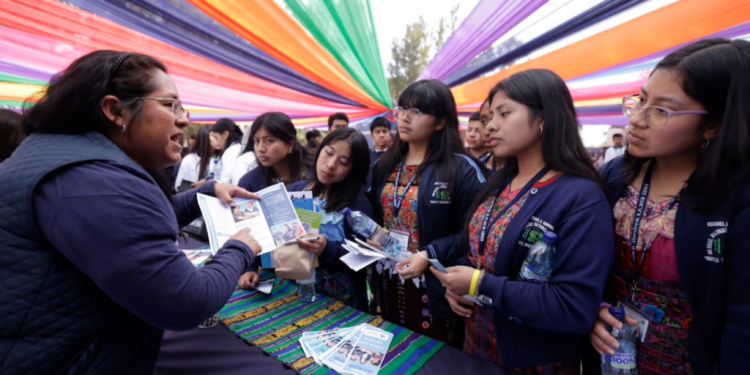 Becas Nuestro Futuro Guatemala
