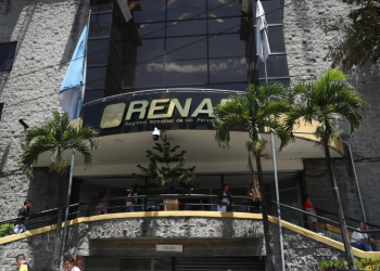 Identidad falsa RENAP