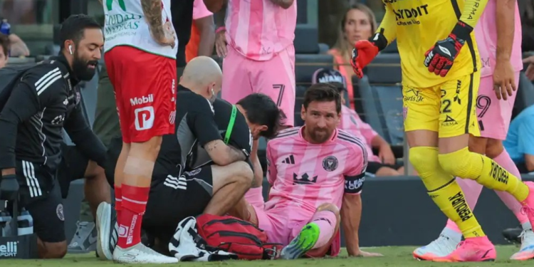 Messi preocupa tras lesionarse