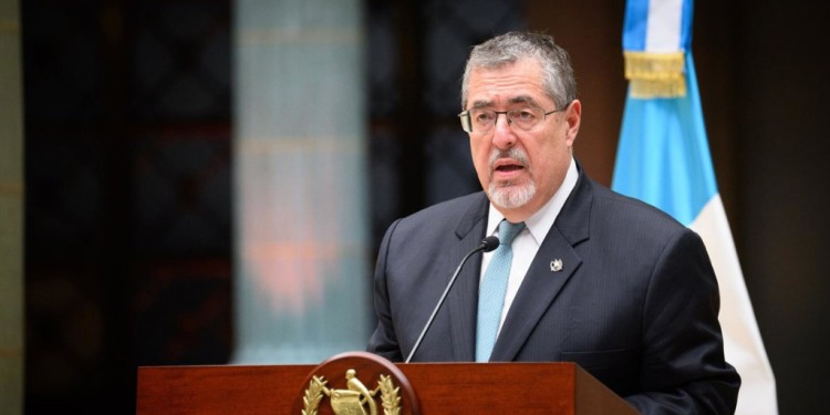 Transición de fiscal general