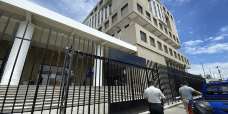 Gabriel García Luna ordena retirar barandas