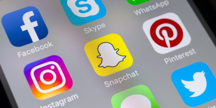 Redes sociales preocupan por impacto en salud mental