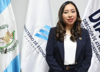 Renuncia en la DIACO