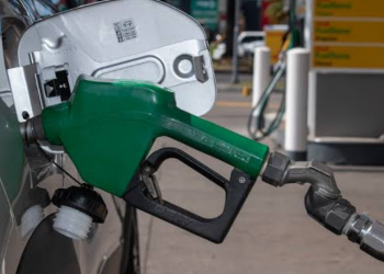 Mezcla de gasolina con etanol