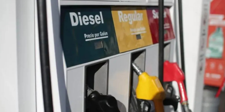 Subsidio a los combustibles pierde fuerza en el Congreso