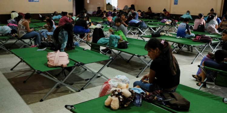 Evacuados por el volcán de Fuego