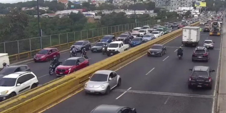 Carriles reversibles son analizados para el Anillo Periférico
