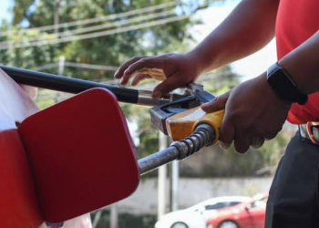 Precios de los combustibles aumentan