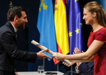 Lionel Messi recibe el Premio Princesa de Asturias
