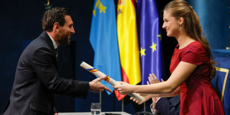 Lionel Messi recibe el Premio Princesa de Asturias