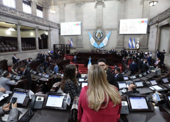 Congreso de Guatemala retira de discusión iniciativa de etiquetado de productos